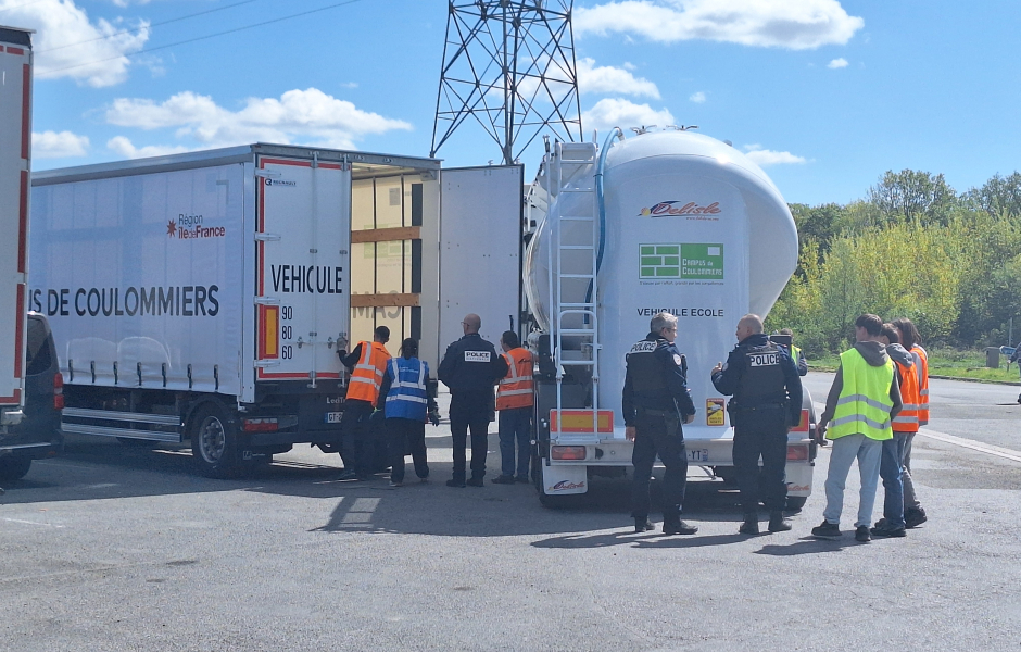 Photo 4 -  voir en plus grand (fenêtre modale)