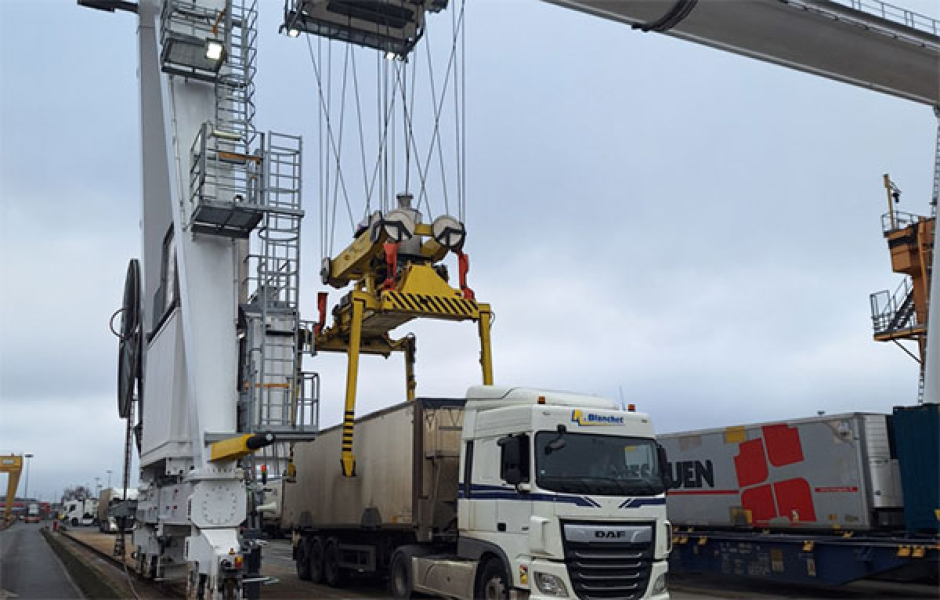 Photo 1 -  voir en plus grand (fenêtre modale)